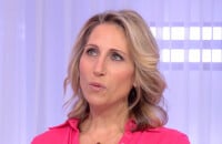 Sur le plateau de "Clique", Maud Fontenay s'est confiée sur sa jolie tribu, notamment sur son fils Mahé, qui s'est battu comme elle, contre le cancer. Durant cette période, la navigatrice n'a pu compter que sur elle !
Maud Fontenoy face à Mouloud Achour sur le plateau de "Clique".
(Capture Canal+)