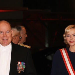 Le prince Albert II de Monaco et la princesse Charlene durant la traditionnelle soirée de la Fête Nationale Monégasque au Grimaldi Forum à Monaco, le 19 novembre 2024. La Famille Princière et leurs convives ont assisté à un opéra en 4 actes "La Bohême". © JC VINAJ / Pool Monaco / Bestimage