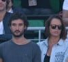 "Je ne l'ai encore jamais fait", explique Jérémy Frérot sur le fait de concilier tournée et vie de père célibataire 
 
Laure Manaudou et son compagnon Jérémy Frérot (du groupe Fréro Delavega) dans les tribunes lors de la finale des Internationaux de tennis de Roland-Garros à Paris, le 7 juin 2015.