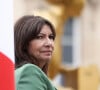 Puis de préciser : "Je me suis toujours inscrite dans l'idée que deux mandats étaient suffisants pour mener à bien de profonds changements". 
Anne Hidalgo, maire de Paris - Inauguration de l'exposition "Dix femmes en or à l'Assemblée nationale " dans la cour d'Honneur du Palais Bourbon, Paris, le 17 septembre 2024. © Stéphane Lemouton / Bestimage