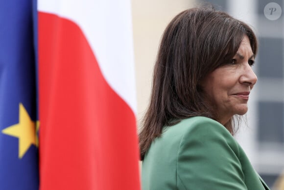 Anne Hidalgo, maire de Paris - Inauguration de l'exposition "Dix femmes en or à l'Assemblée nationale " dans la cour d'Honneur du Palais Bourbon, Paris, le 17 septembre 2024. © Stéphane Lemouton / Bestimage