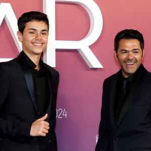 Jamel Debbouze et son fils Léon - Photocall des lauréats (press room) lors de la 49ème édition de la cérémonie des César à l’Olympia à Paris le 23 février 2024 © Dominique Jacovides / Olivier Borde / Bestimage