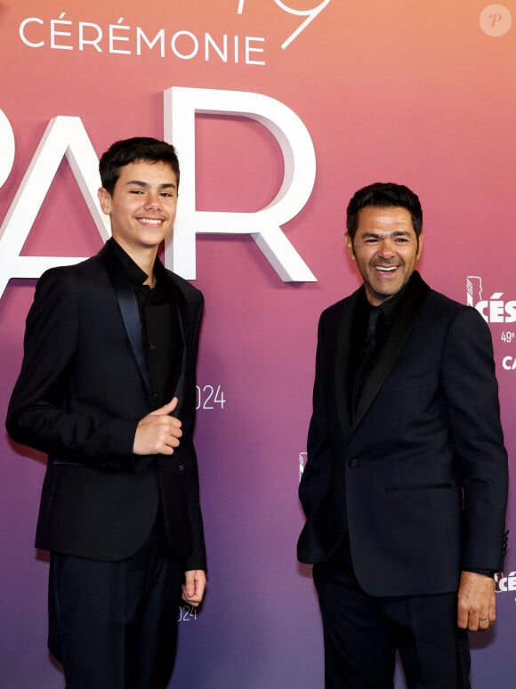 Jamel Debbouze et son fils Léon - Photocall des lauréats (press room) lors de la 49ème édition de la cérémonie des César à l’Olympia à Paris le 23 février 2024 © Dominique Jacovides / Olivier Borde / Bestimage