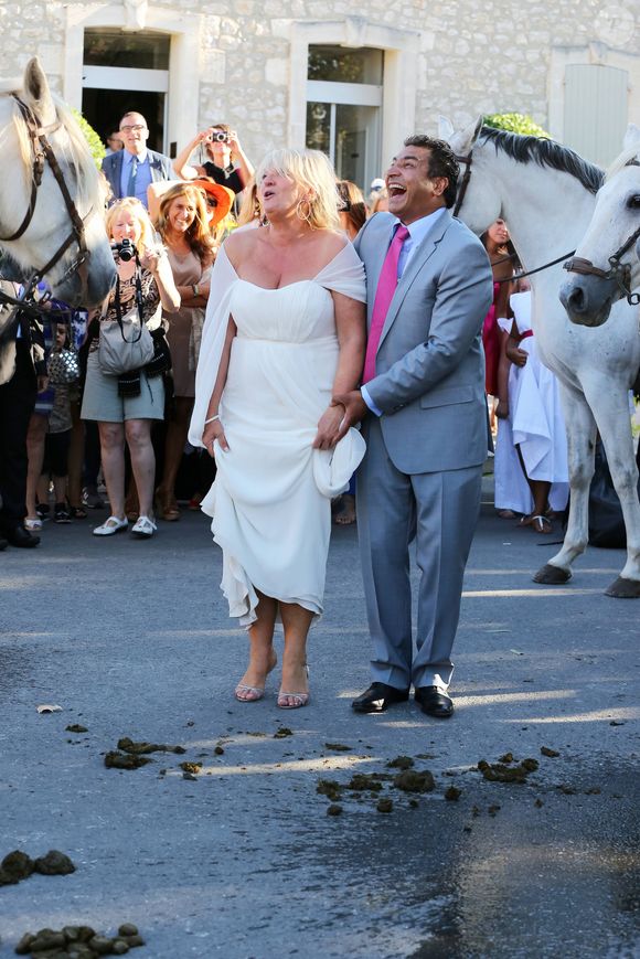 Charlotte de Turckheim et Zaman Hachemi à la mairie d'Eygalières le 31 aout 2012.