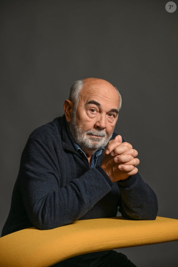 Entre 1980 et 1990, soit, dans les dix premières années de la vie de son fils, Gérard Jugnot ne sera pas un père présent : il va tourner 21 films...
L'acteur Gerard Jugnot le 16 novembre 2024 - Photo by Flemal JL/Belpress/ANDBZ/ABACAPRESS.COM