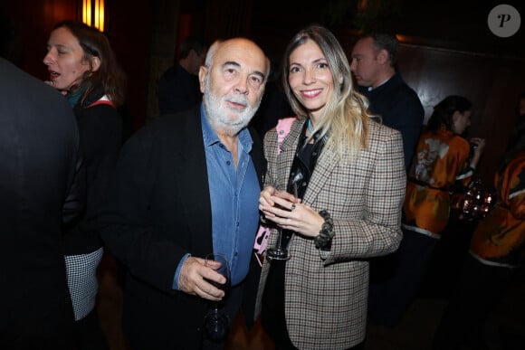 Exclusif - Gérard Jugnot et son épouse Patricia Campi assistent au lancement du livre " Le Splendid par Le Splendid " organisé par Five Eyes Production au Buddha Bar à Paris, France, le 20 novembre 2024 à Paris, France. Photo par Jerome Dominé/ABACAPRESS.COM