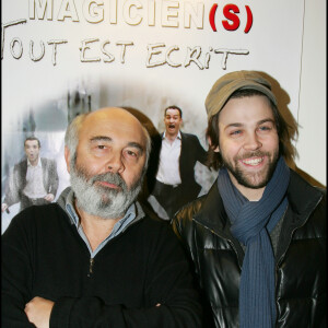 Gérard et Arthur Jugnot - Générale du spectacle "Monsieur accordéon" au théâtre du Splendid à Paris.