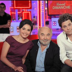 Gérard Jugnot, son ex-femme Saida Jawad, et son fils Arthur Jugnot - Enregistrement de l'émission "Vivement dimanche" du 4 octobre 2009.