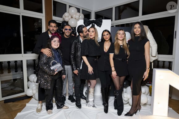 Exclusif - Magali Berdah, son mari Stéphane Teboul, Morgane MakeUp, Jazz Correia, Carla Ghebali, Guest lors de l'anniversaire surprise de M.Berdah (43 ans) au Pavillon Gravelle à Paris le 26 novembre 2024 avec tous ses amis influenceurs. © Pierre Perusseau / Bestimage