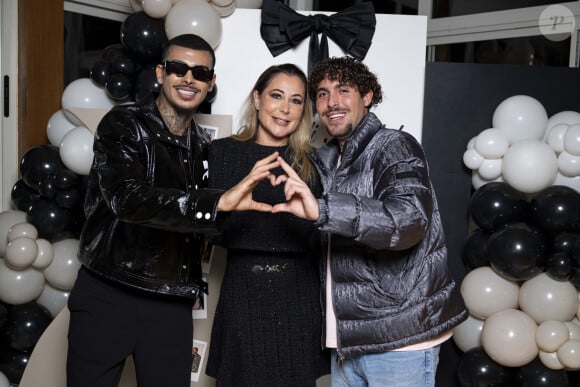 Exclusif - Greg Yega, Magali Berdah et Zizou lors de l'anniversaire surprise de M.Berdah (43 ans) au Pavillon Gravelle à Paris le 26 novembre 2024 avec tous ses amis influenceurs. © Pierre Perusseau / Bestimage