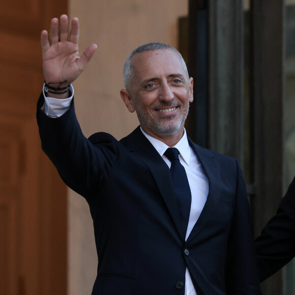 Celui qui repartira en tournée dans toute la France en 2025, s'est longuement entretenu avec les équipes de "Paris Match".
L'humoriste et acteur, Gad Elmaleh arrive au palais de l'Élysée pour un dîner offert aux chefs d'état et de gouvernement par le président de la république dans le cadre du XIXe Sommet de la Francophonie à Paris, le 4 octobre 2024. © Stéphane Lemouton / Bestimage