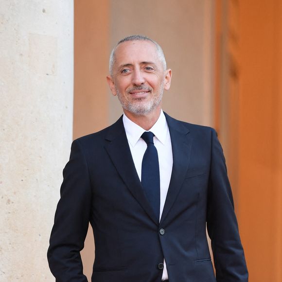 Gad Elmaleh est un homme épanoui !
Gad Elmaleh arrive au palais de l'Élysée pour un dîner offert aux chefs d'état et de gouvernement par le président de la république dans le cadre du XIXe Sommet de la Francophonie à Paris © Lionel Urman / Panoramic / Bestimage 