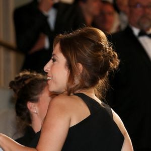 Léa Salamé et son compagnon Raphaël Glucksmann - Montée des marches du film "Le Redoutable" lors du 70ème Festival International du Film de Cannes. Le 21 mai 2017. Shootpix/ABACAPRESS.COM