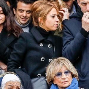 Léa Salamé et son compagnon Raphaël Glucksmann - Obsèques de Sébastien Demorand à la Coupole du crématorium du cimetière du Père-Lachaise à Paris, France, le 31 janvier 2020. 