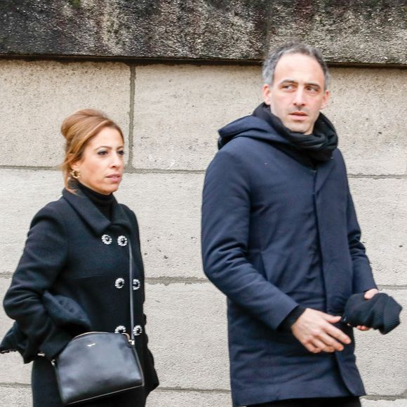 Léa Salamé et Raphaël Glucksmann forment un couple qui fait beaucoup parler
Léa Salamé et son compagnon Raphaël Glucksmann - Obsèques de Sébastien Demorand à la Coupole du crématorium du cimetière du Père-Lachaise à Paris.