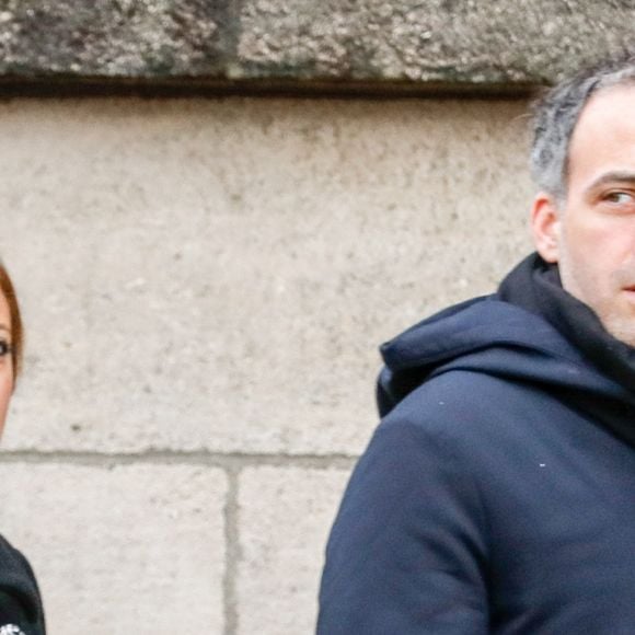 Léa Salamé et son compagnon Raphaël Glucksmann - Obsèques de Sébastien Demorand à la Coupole du crématorium du cimetière du Père-Lachaise à Paris, France, le 31 janvier 2020. 