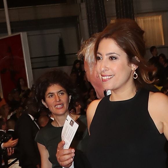 Léa Salamé et son compagnon Raphaël Glucksmann - Montée des marches du film "Le Redoutable" lors du 70ème Festival International du Film de Cannes. Le 21 mai 2017. © Borde-Jacovides-Moreau/Bestimage 