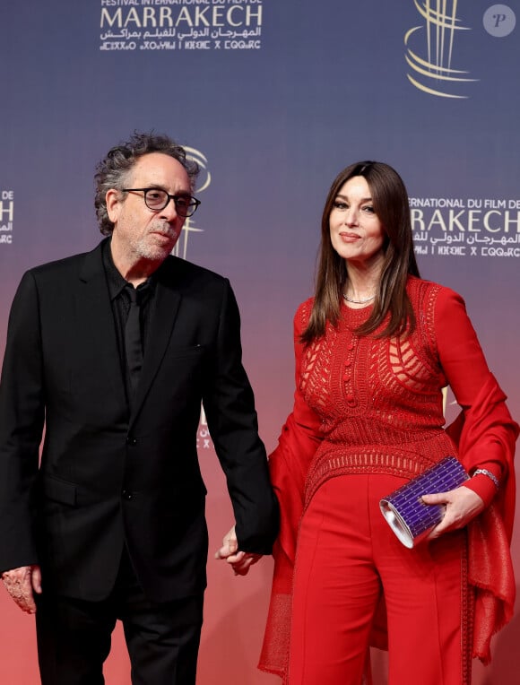 Tim Burton, Monica Bellucci au photocall de la cérémonie d'hommage à Sean Penn lors de la deuxième journée du 21e Festival international du film de Marrakech, le 30 novembre 2024 à Marrakech, Maroc. © Dominique Jacovides/Bestimage 