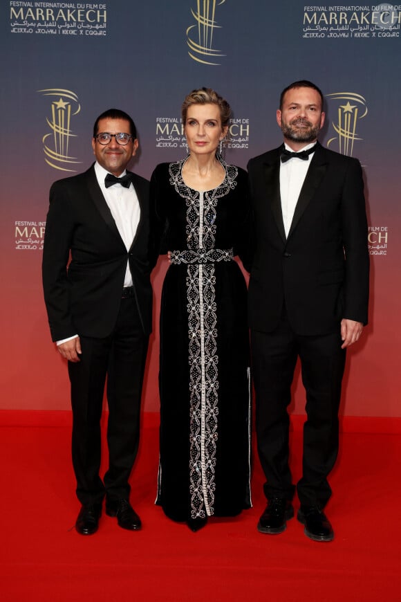 Ali Hajji, Melita Toscan du Plantier, Rémi Bonhomme au photocall de la cérémonie d'hommage à Sean Penn lors de la deuxième journée du 21e Festival international du film de Marrakech, le 30 novembre 2024 à Marrakech, Maroc. © Dominique Jacovides/Bestimage 