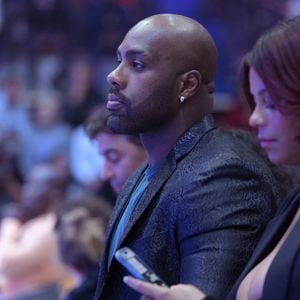 Teddy Riner n'a pas manqué de rendre hommage à sa compagne, Luthna, qu'il a rencontrée en 2007 lors des championnats du monde de judo à Rio...
Exclusif - Teddy Riner et sa femme Luthna Riner - Soirée de remerciement de Teddy Riner à la Maison du judo à Montrouge, le 29 novembre 2024. © Rachid Bellak / Bestimage 