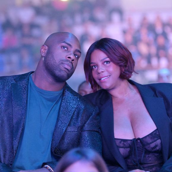 Teddy Riner, quintuple champion olympique et onze fois champion du monde, a organisé une soirée de remerciements à la Maison du Judo de Montrouge...
Exclusif - Teddy Riner et sa femme Luthna Riner - Soirée de remerciement de Teddy Riner à la Maison du judo à Montrouge. © Rachid Bellak / Bestimage 
