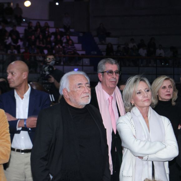 Dominique Strauss-Kahn et sa compagne Myriam L'Aouffir, Patrick Balkany - Soirée de remerciement de Teddy Riner à la Maison du judo à Montrouge, le 29 novembre 2024. Devant une centaine d'invités, Le champion olympique (11 fois) et champion olympique (5 fois) a tenu à remercier tous ceux qui l'ont soutenu tout au long de son impressionnante carrière, de son premier entraîneur en club jusqu'à sa femme et sa mère, en passant par sa psychologue de l'INSEP. Une vente aux enchères au profit de l'association de Teddy Riner a conclu la soirée. © Philippe Baldini / Bestimage 