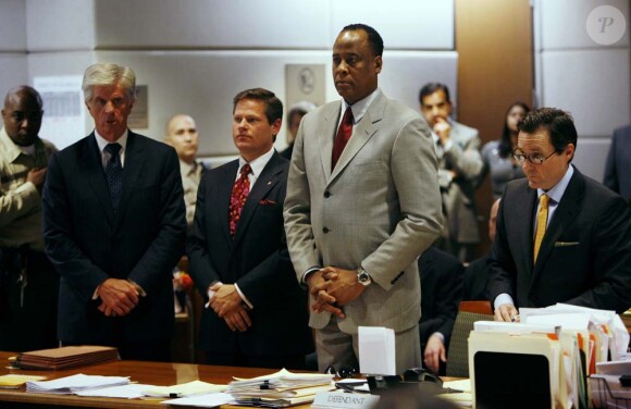 Le docteur Conrad Murray inculpé d'homicide involontaire par la Cour supérieure de Los Angeles, le 8 février 2010 !
