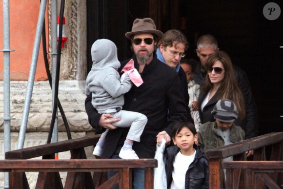 Angelina Jolie, Brad Pitt et leurs enfants