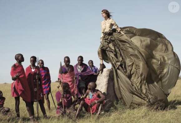 Keira Knightley au Kenya aux côtés de Masaï
