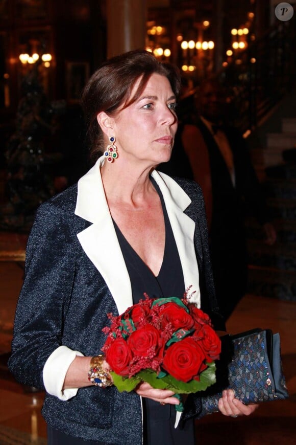 La princesse Caroline de Monaco, le 29 avril 2010, présidait avec le soutien de son frère le prince Albert le gala de bienfaisance de l'Amade, à l'Hôtel de Paris, à Monaco.