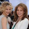 Meg Ryan et la reine Noor de Jordanie lors du photocall Countdown to Zero, au Festival de Cannes, le 16 mai 2010