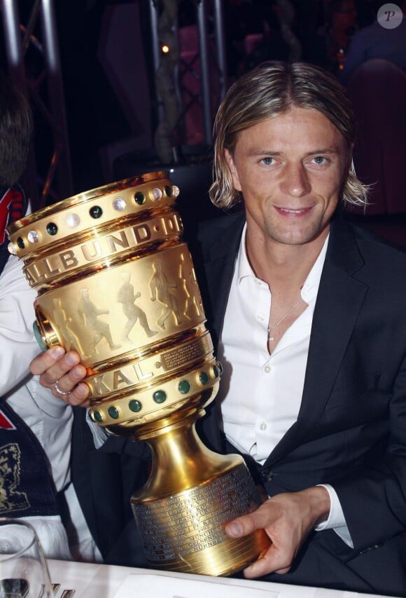 Anatoliy Tymoshchuk lors de la soirée pour la Coupe d'Allemagne remportée par le Bayern de Munich à Berlin en Allemagne le 16 mai 2010