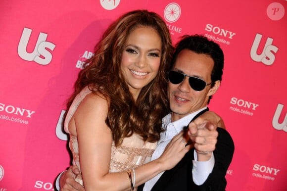 Mariés le 5 juin 2004, Jennifer Lopez et Marc Anthony ont décidé de renouveller leurs voeux le 12 octobre 2008, quatre ans, quatre mois et 1 semaine après le mariage à l'occasion d'une soirée très intime chez eux.