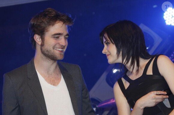 Robert Pattinson et Kristen Stewart, stars de la saga Twilight.