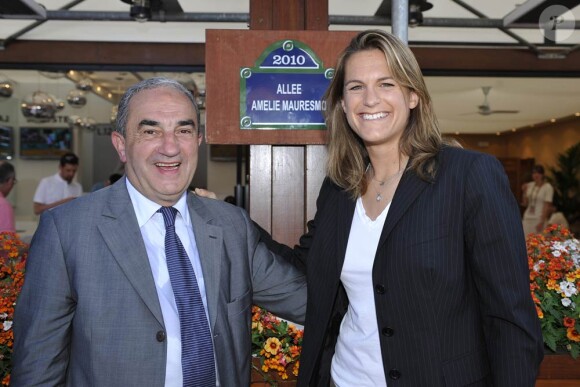 Amélie Mauresmo inaugurait dimanche 23 mai 2010 l'allée principale de Roland-Garros, baptisée cette année d'après son nom