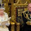 Le 25 mai 2010, la reine Elizabeth II d'Angleterre, sous le regard de son mari le prince consort Philip, célébrait la réouverture du Parlement après la nomination de David Cameron au poste de Premier ministre