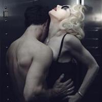 Madonna continue ses rendez-vous brûlants avec un mystérieux brun...