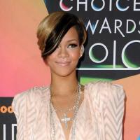 Rihanna assume ses formes voluptueuses et s'oppose... à la politique de la taille zéro !