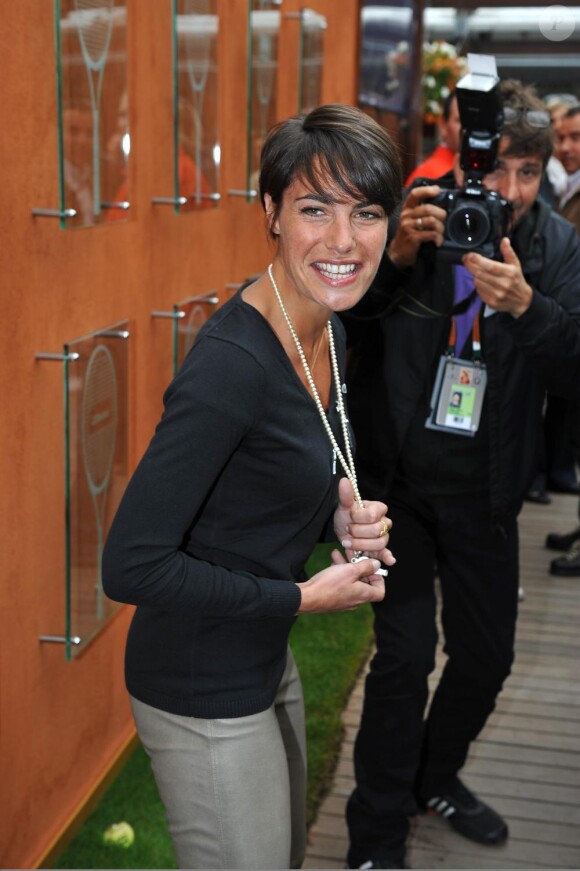 Alessandra Sublet durant le tournoi des internationaux de Tennis de Roland-Garros le 1er juin 2010