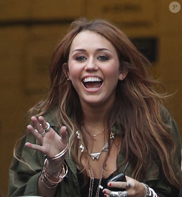 Miley Cyrus était de passage à Londres, les 3 et 4 juin, pour promouvoir son troisième album, Can't be tamed.