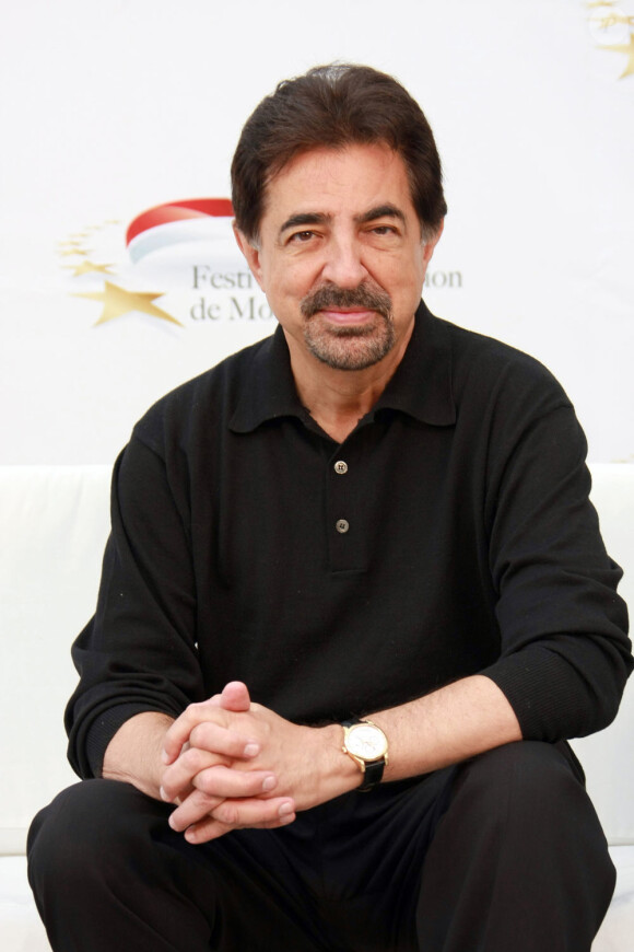 Joe Mantegna vient présenter "Esprits Criminels" (8 juin 2010 à Monte-Carlo)