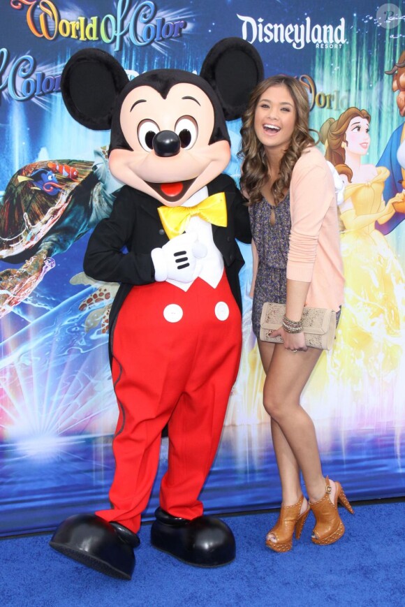 Nicole Anderson, lors de l'inauguration du nouveau spectacle musical World of Colour, au parc californien Disneyland, le jeudi 10 juin.