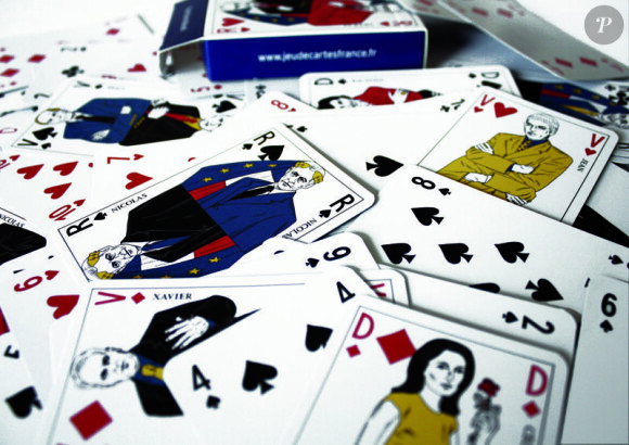 Le jeu de cartes avec le président de la République et son entourage, créé par le collectif ArtIsNotDead