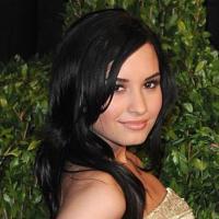 Demi Lovato : Elle prétendait ne pas vouloir de tatouage...  Quelle menteuse !