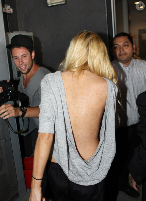 Lindsay Lohan fait du shopping dans les rues de West Hollywood, jeudi 17 juin.