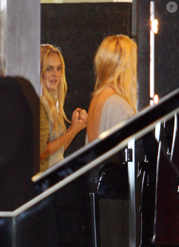 Lindsay Lohan fait du shopping dans les rues de West Hollywood, jeudi 17 juin.