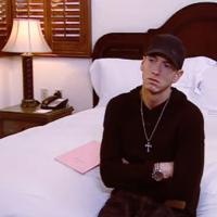 Eminem : Regardez le rappeur se ridiculiser lorsque l'on découvre quels sont ses films préférés !