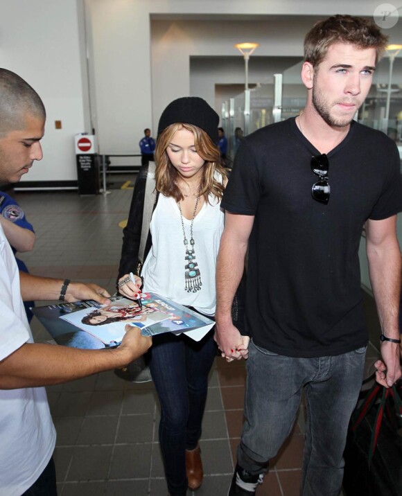Miley Cyrus et Liam Hemsworth à Los Angeles, le 21 juin 2010