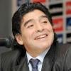 La vidéo surréaliste de la conférence de presse de Diego Maradona.