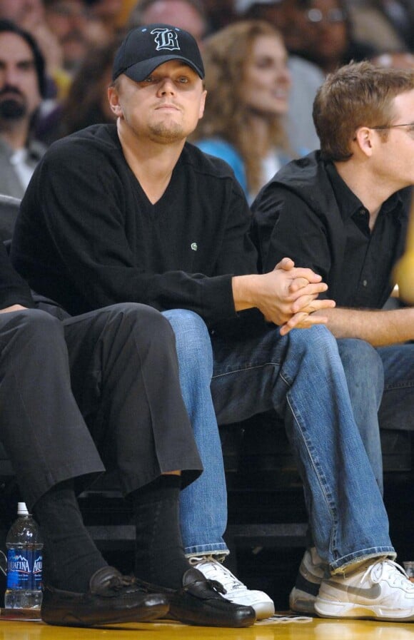 Leonardo DiCaprio, fan de basketball, en 2006